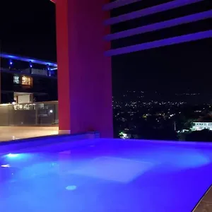 2b-r-parkhurst-paradise-with-infinity-edge-rooftop-pool.hotelsochorios.net/