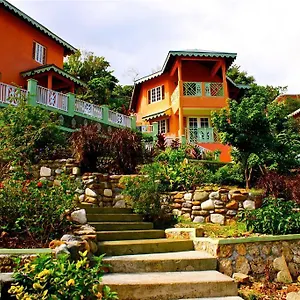 pimento-lodge-resort.comcaribbean.com/